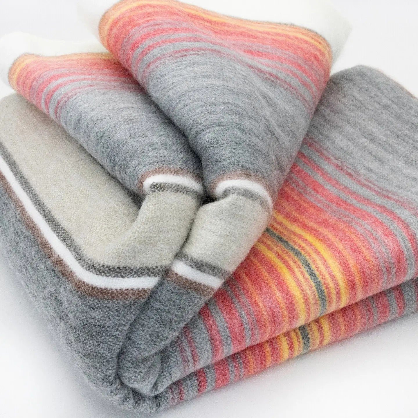 Sunset Hues - Alpaca Blanket
